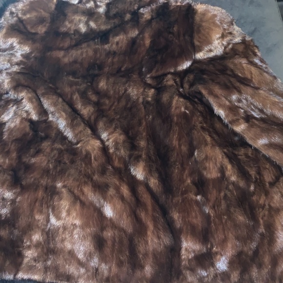 Maison Blanche Fox Fur Jacket - Picture 2 of 6